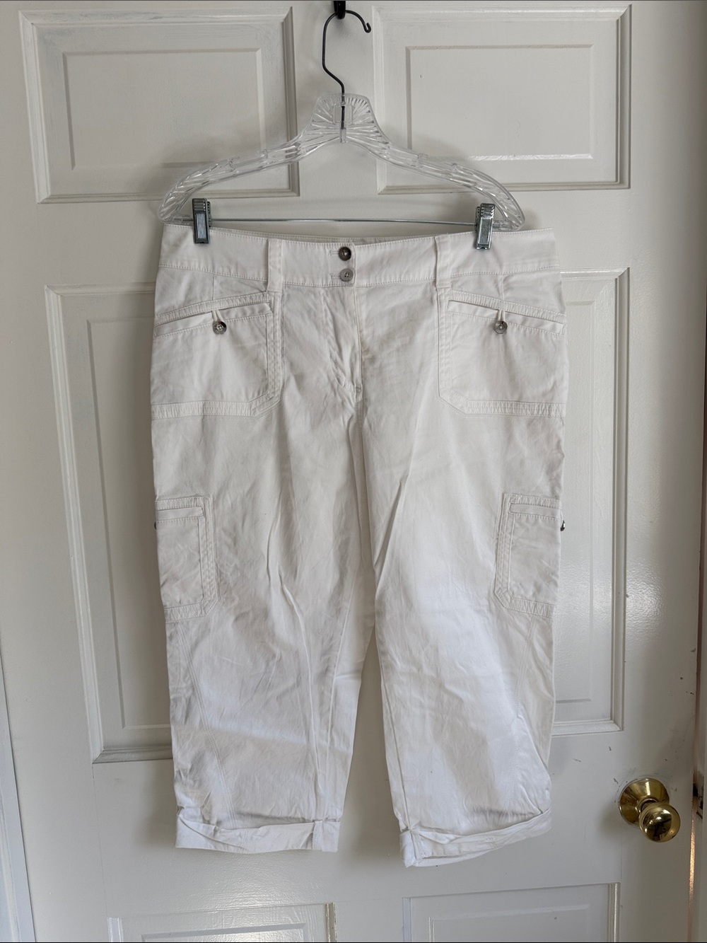 White House Black Market White Cropped Cargo Pants